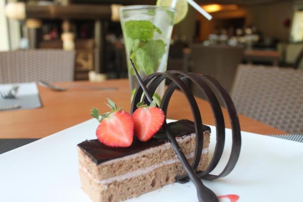 Grage Jogja Hotel Γιογκιακάρτα Εξωτερικό φωτογραφία