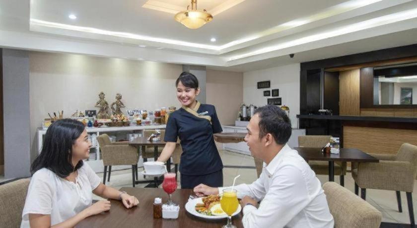 Grage Jogja Hotel Γιογκιακάρτα Εξωτερικό φωτογραφία
